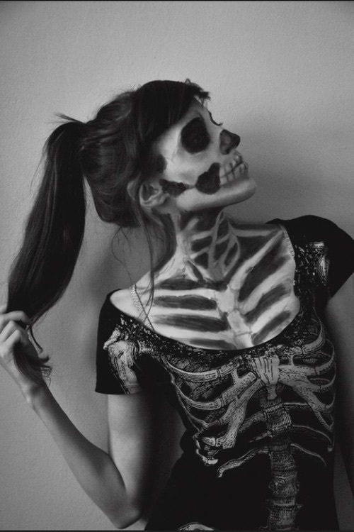 макияж в образе скелета на страшный праздник хелавин